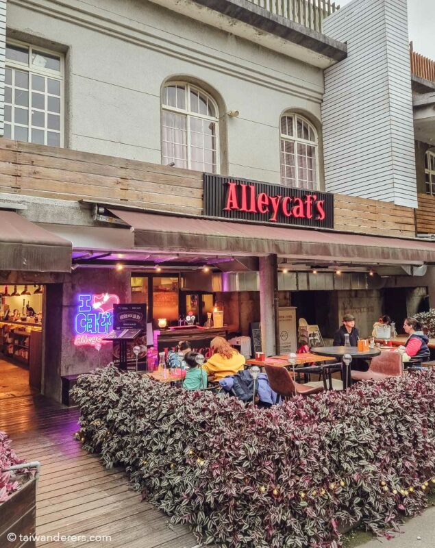 Alleycats restaurant Taipei