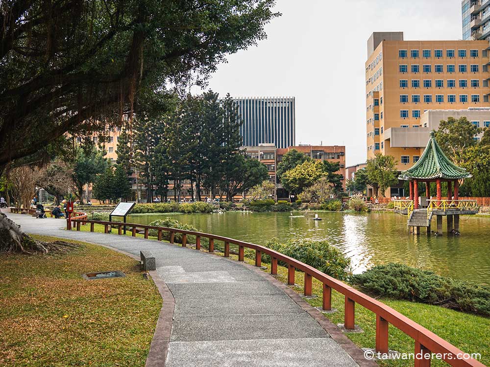 Drunken Moon Lake and National Taiwan University