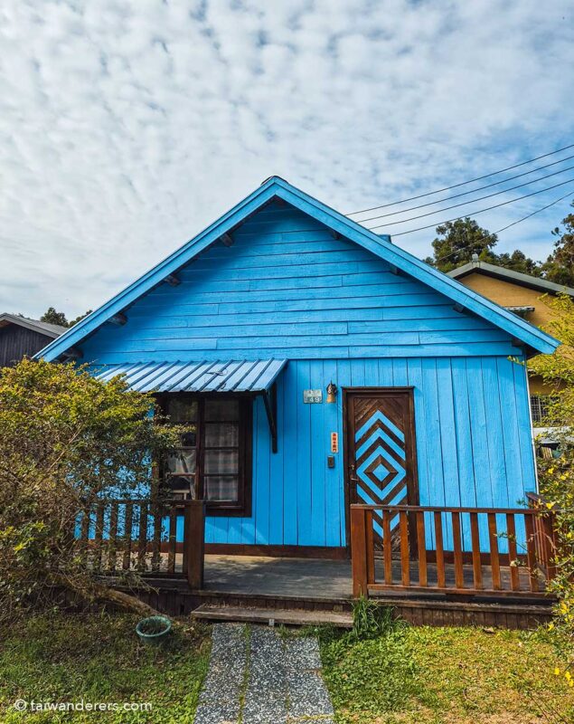 Fenqi Hu Lao Lower Old Street / Starry Starry Night Cabin