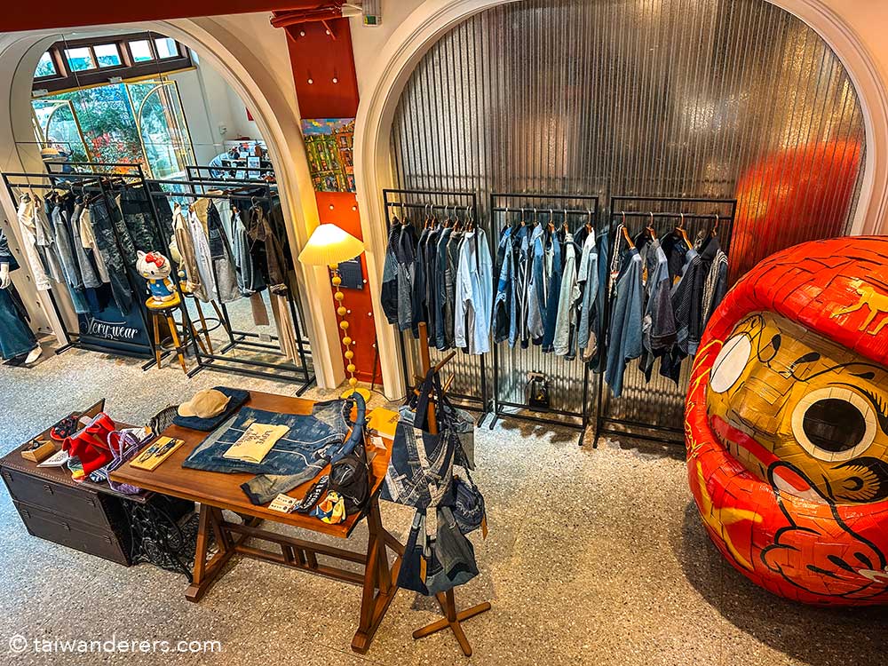 House of Story Wear ๆฐธ็บ็พ่ฒจ Taipei