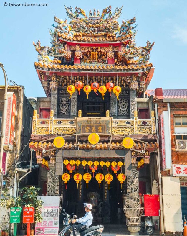 Bangka Jiyi Temple 艋舺集義宮朱池李三王府