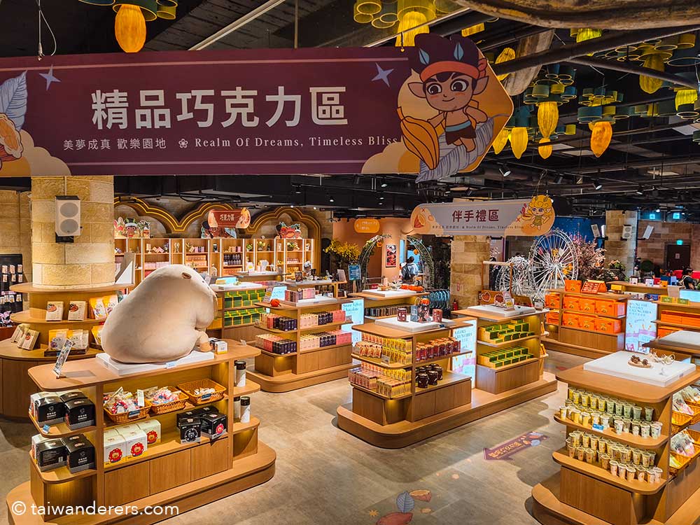 gift store at Otherworld Fantasy Castle Chiayi 歐樂沃築夢城堡 - Taiwan’s Disney Castle