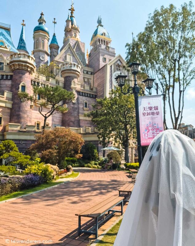 halloween at Otherworld Fantasy Castle Chiayi 歐樂沃築夢城堡 - Taiwan’s Disney Castle
