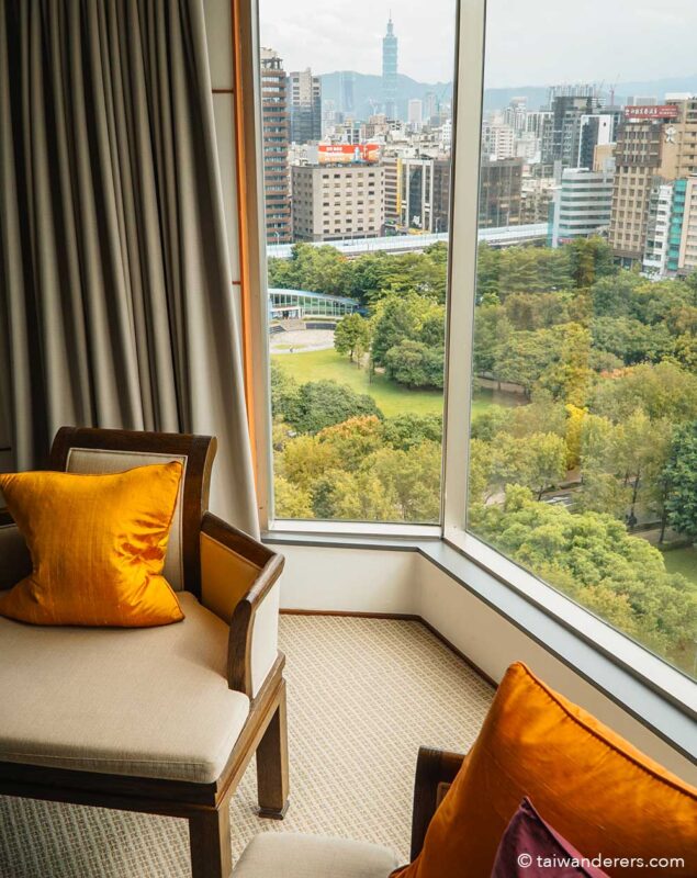 Regent Taipei Tai Pan King Club Room 