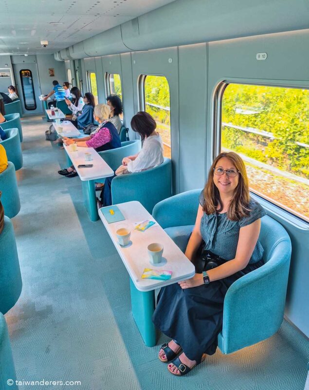 Haifeng Train - Taiwan's Dessert-themed Luxury Train (Sea Breeze)