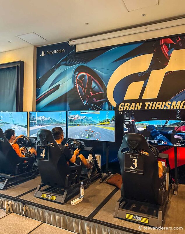 Silks Place Yilan Gran Turismo 7 (GT7) driving simulators