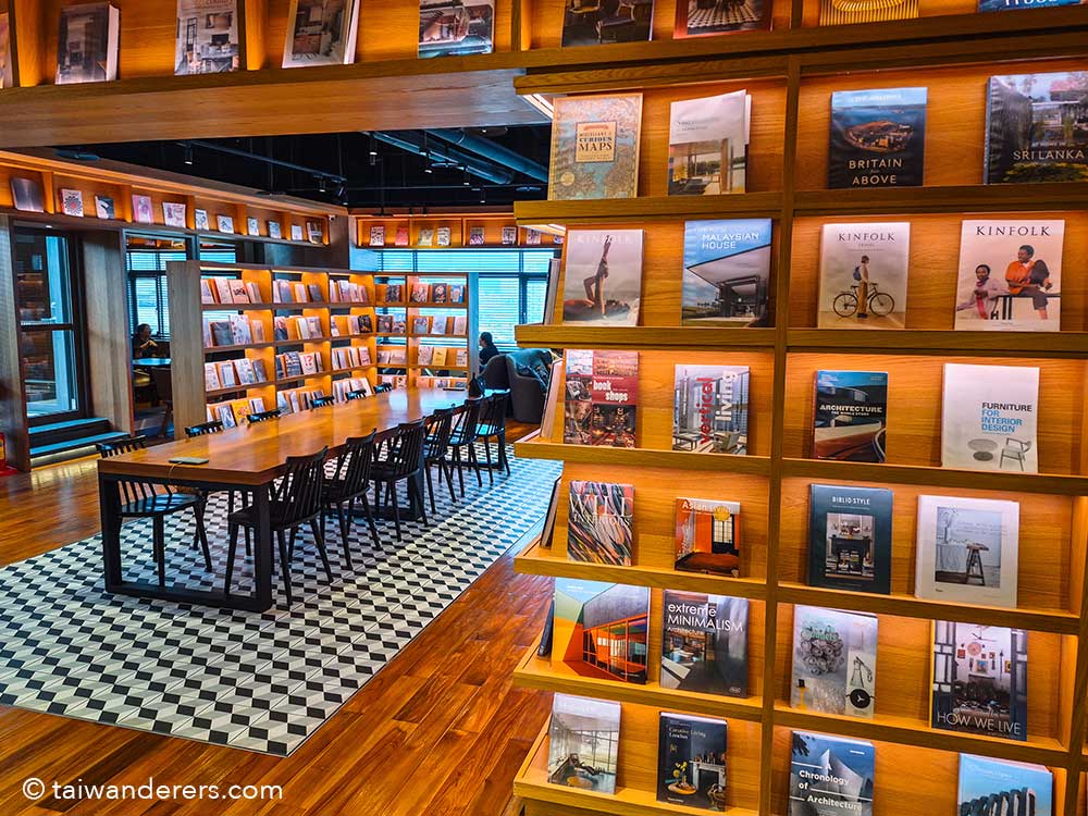 Silks Place Yilan Wow Wow Seven cafe