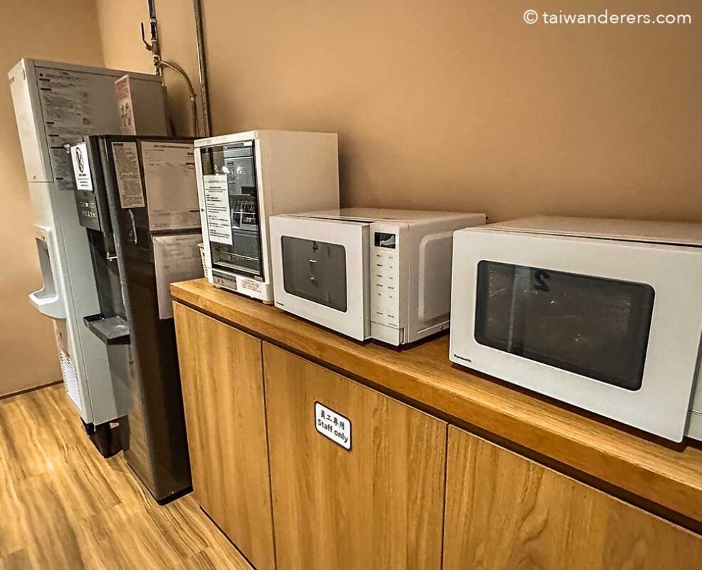 microwaves at SOTETSU GRAND FRESA Taipei Ximen hotel