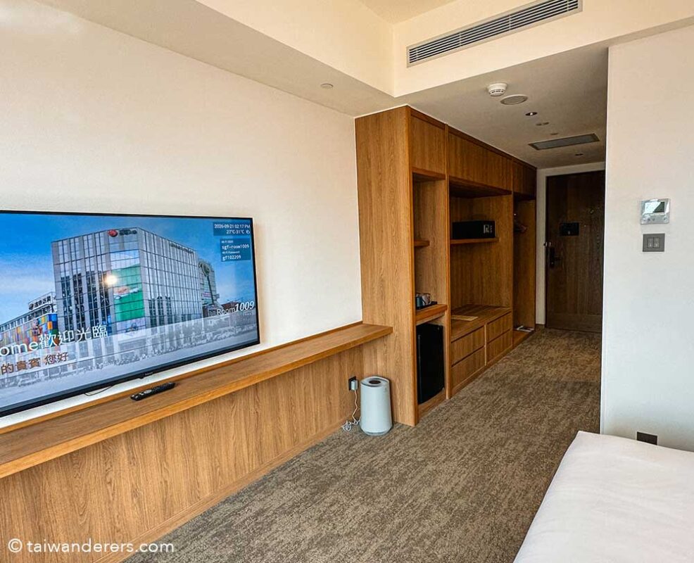 deluxe double room at SOTETSU GRAND FRESA Taipei Ximen hotel